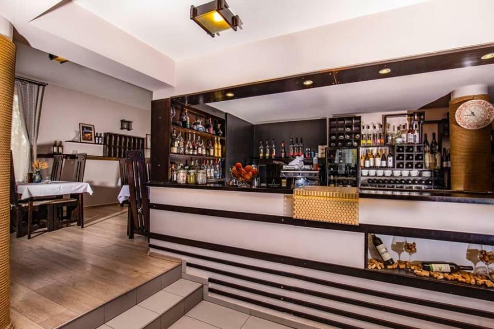 Hotel Castel Sfantu Gheorghe  Luaran gambar