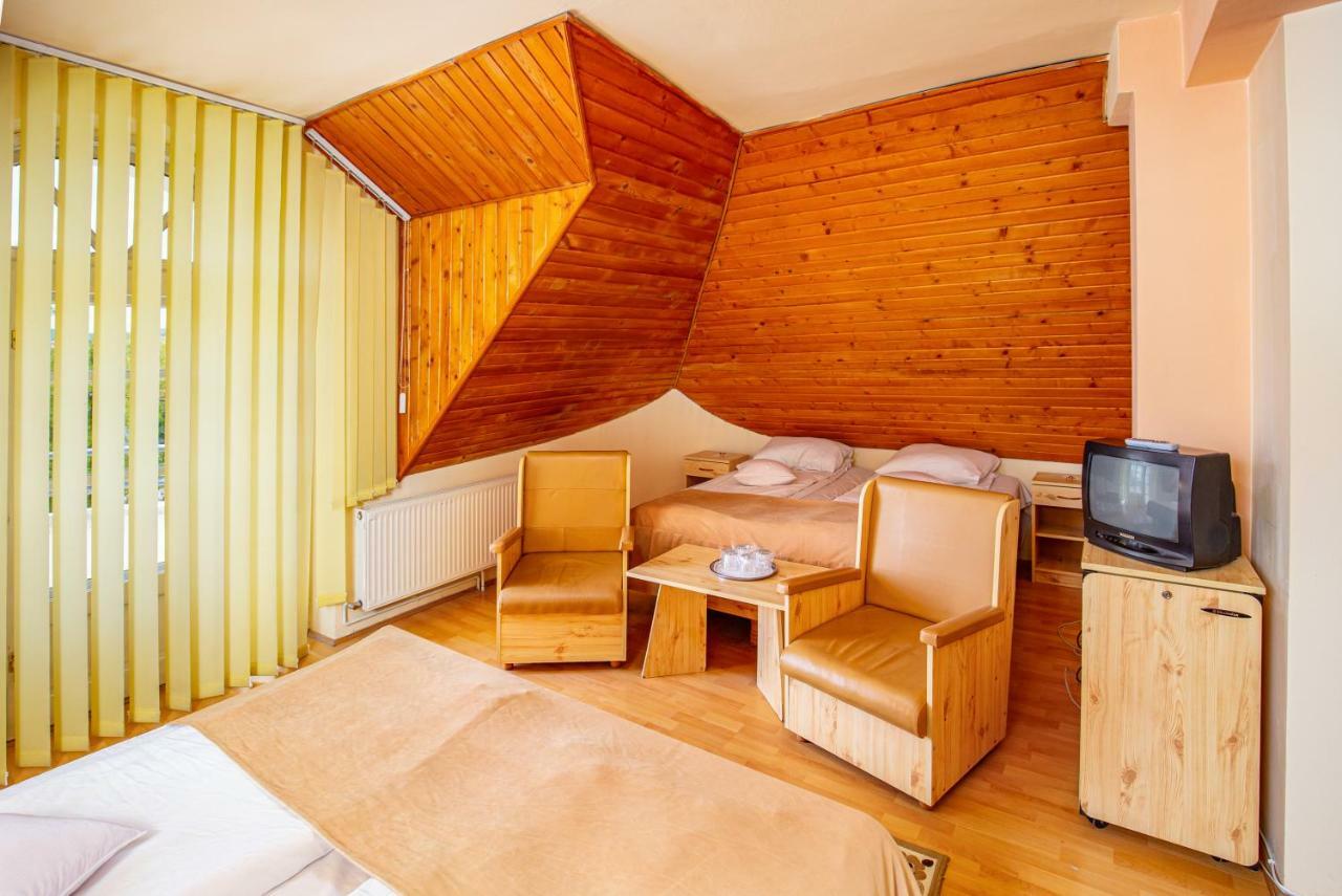 Hotel Castel Sfantu Gheorghe  Luaran gambar